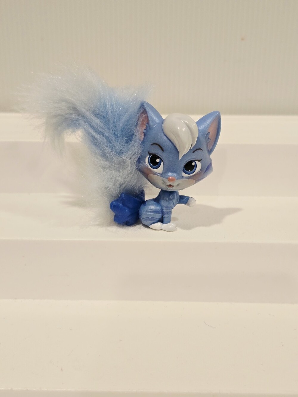 Rare Disney Palace Pets Whisker Haven Midnight Wildcat Furry Tail Friends Figure